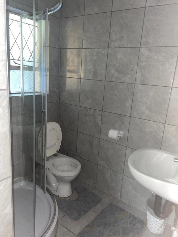 The Bliss Guest House Йоханесбург Екстериор снимка