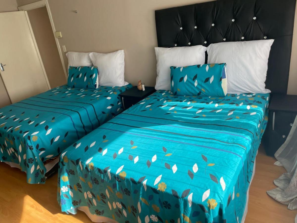 The Bliss Guest House Йоханесбург Екстериор снимка